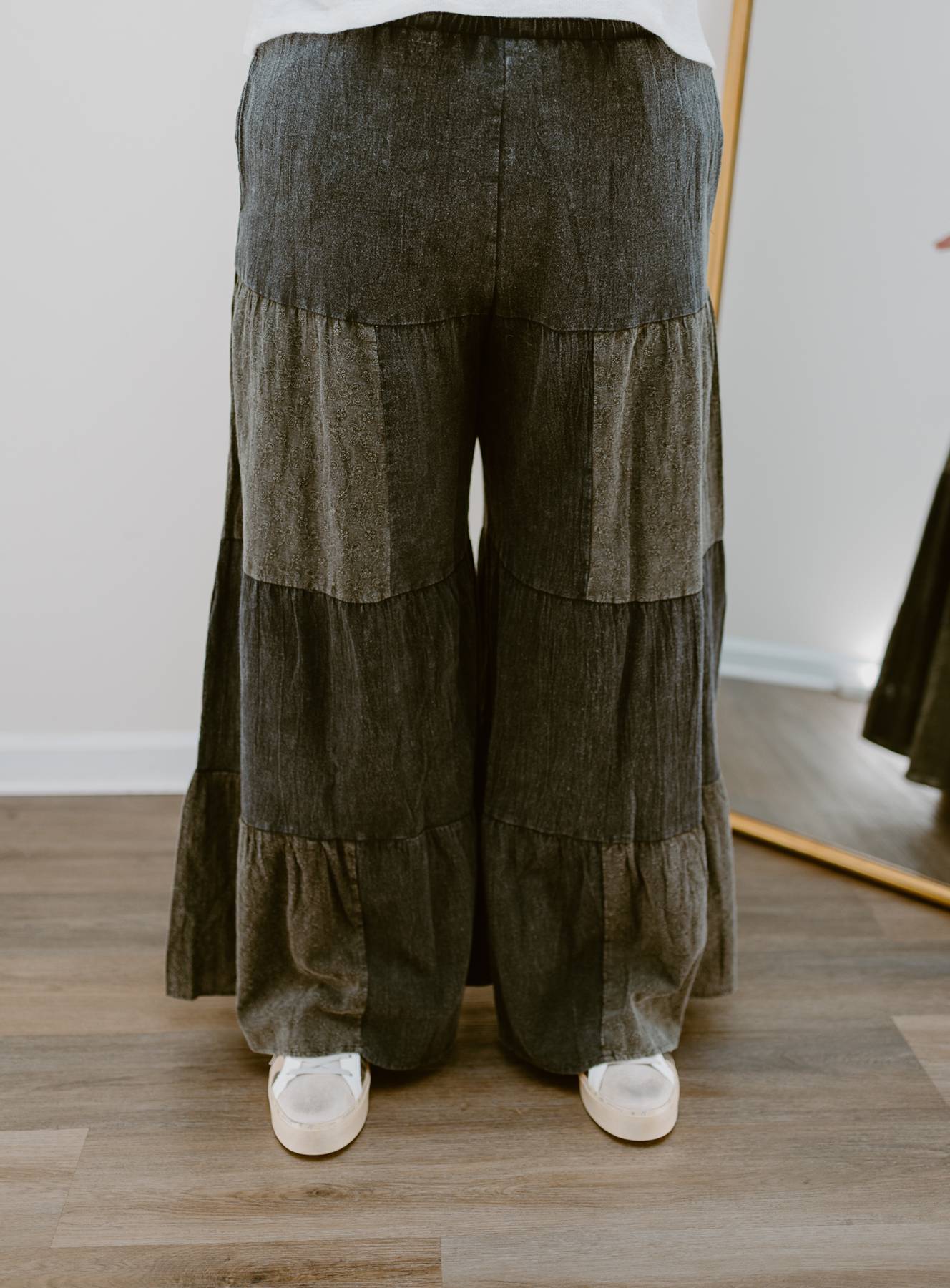 The Wanderlust Palazzo | Black