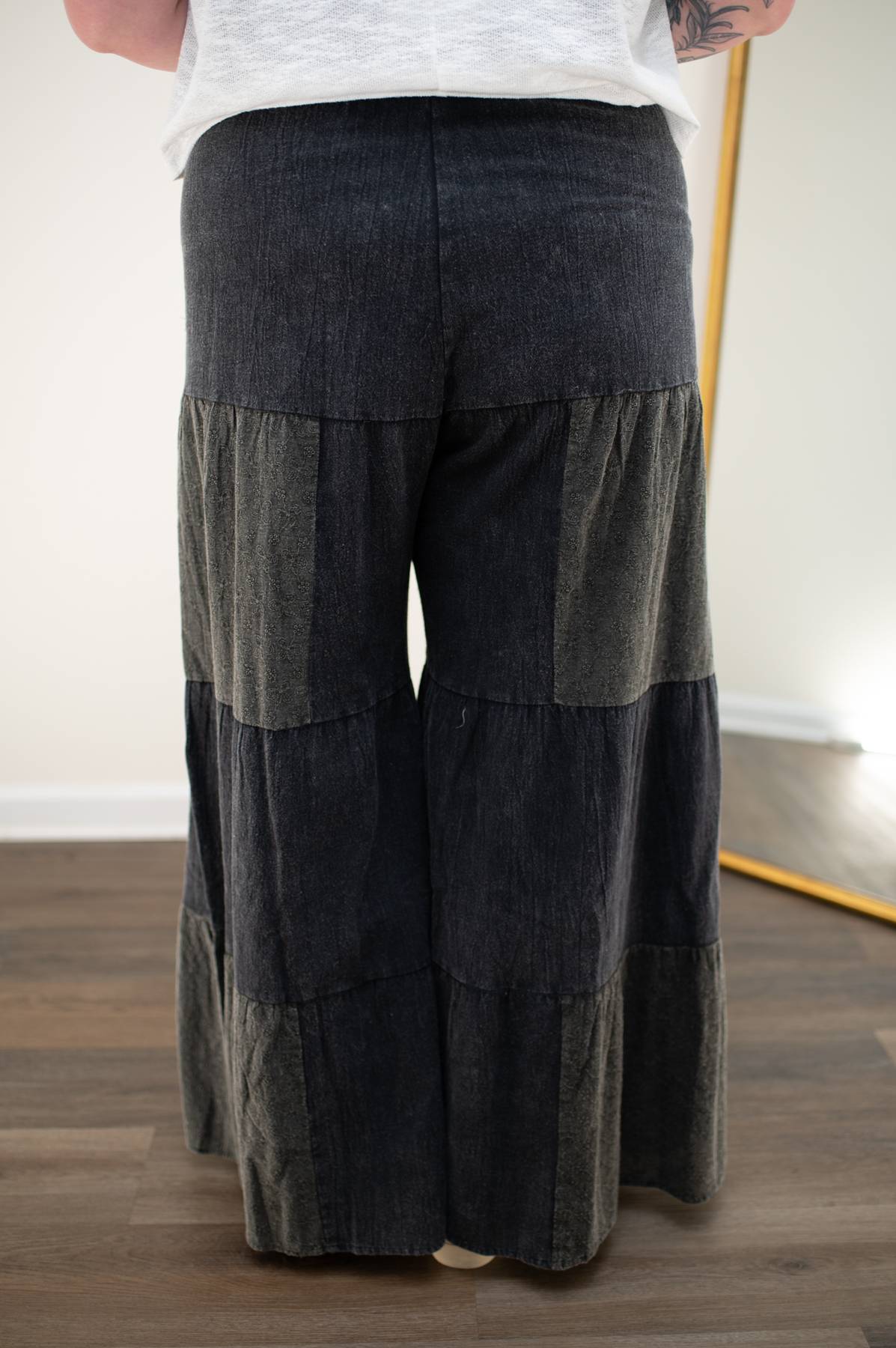 The Wanderlust Palazzo | Black