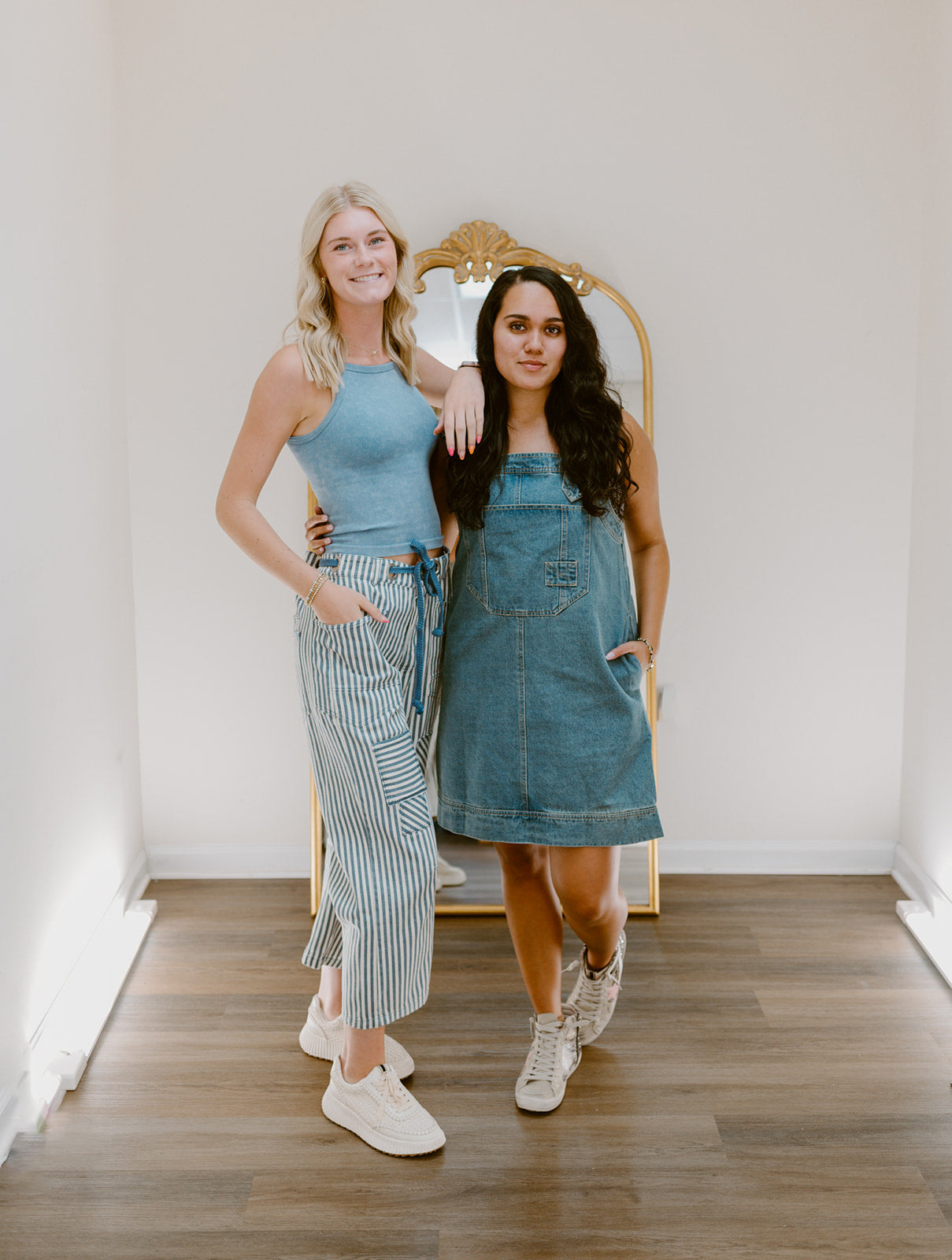 The Moxie Barrel Jean | Navy