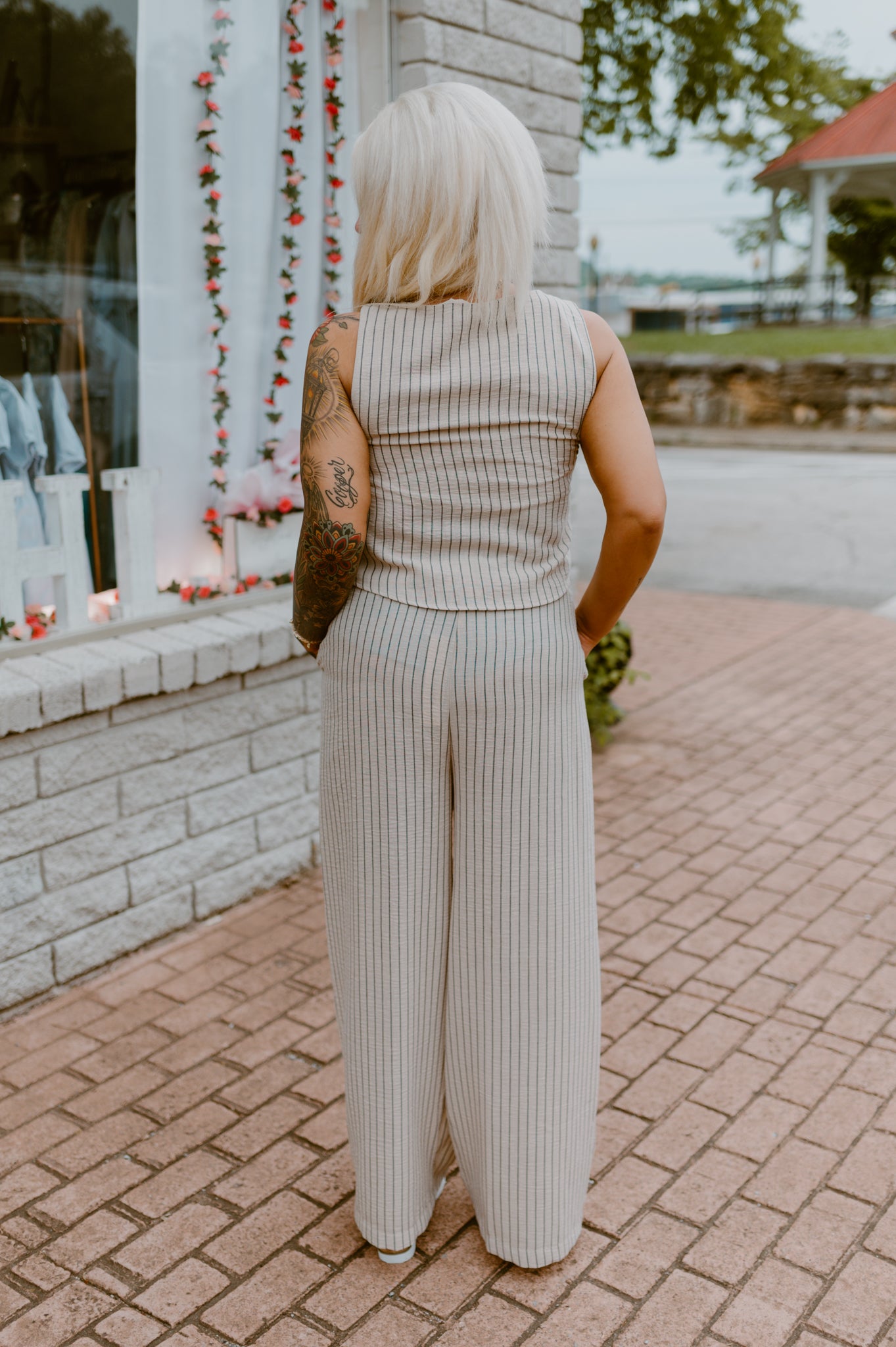 Sleeveless Striped Pant Set