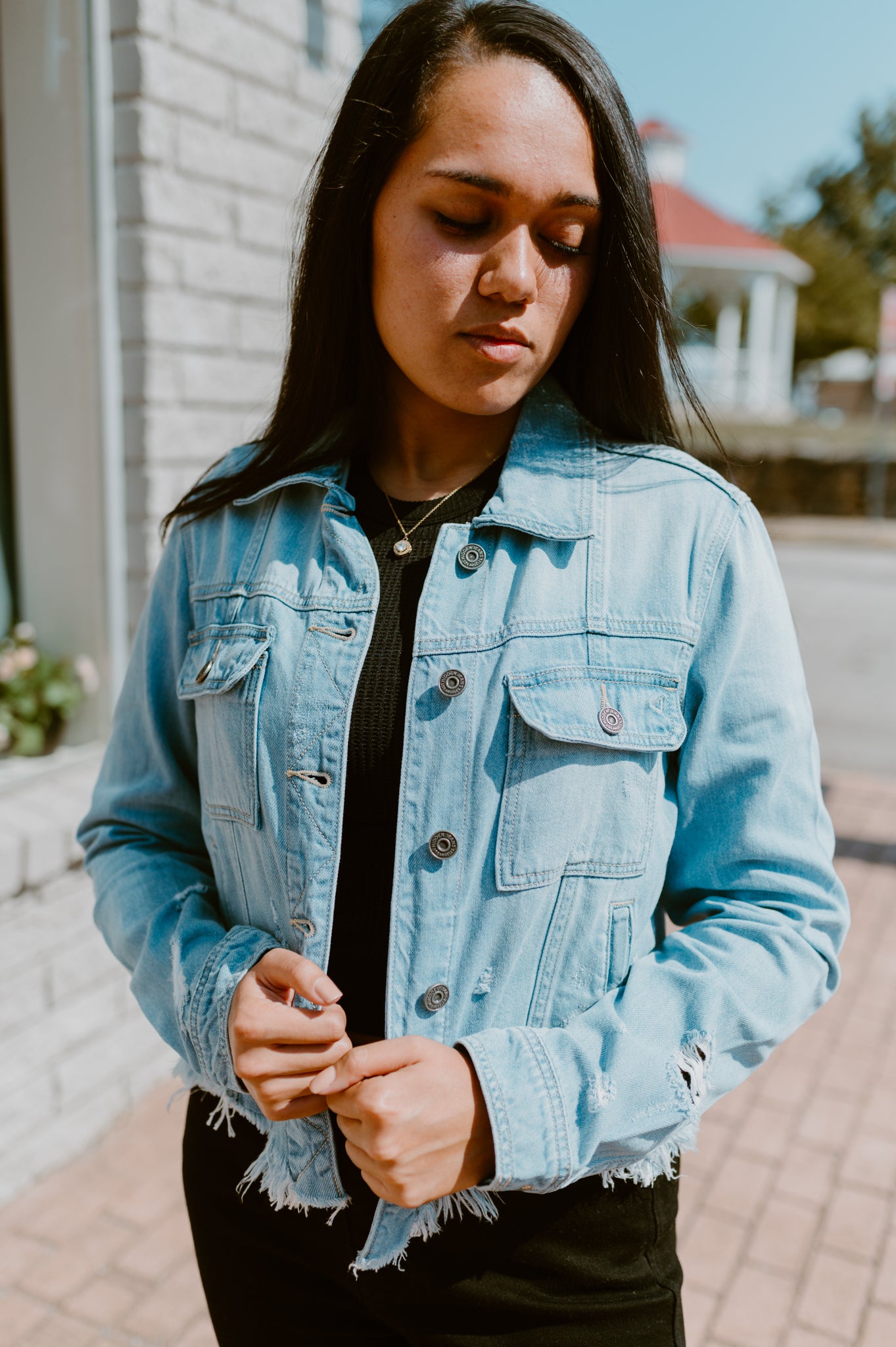 Hidden Brand: Frayed Hem Denim Jacket