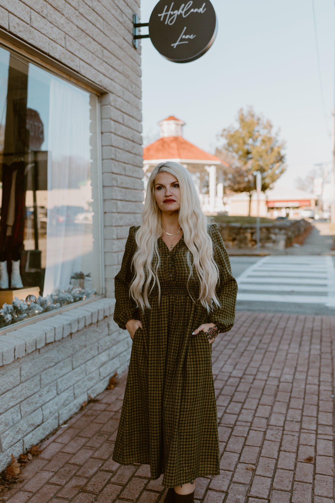V-Neck Smocking Long Sleeve Plaid Midi Dress | Hunter Green