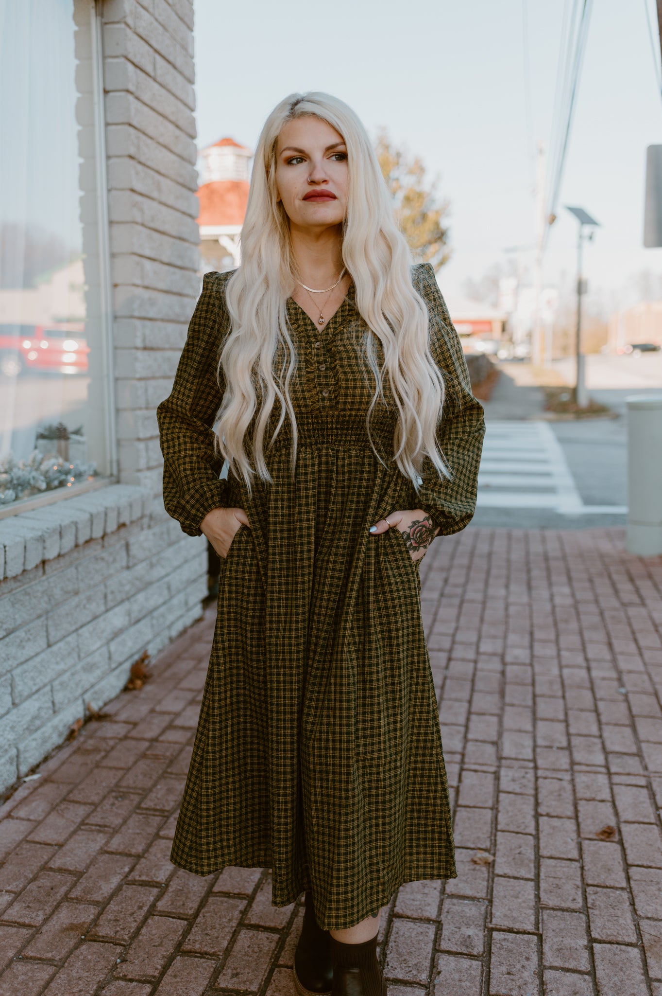 V-Neck Smocking Long Sleeve Plaid Midi Dress | Hunter Green