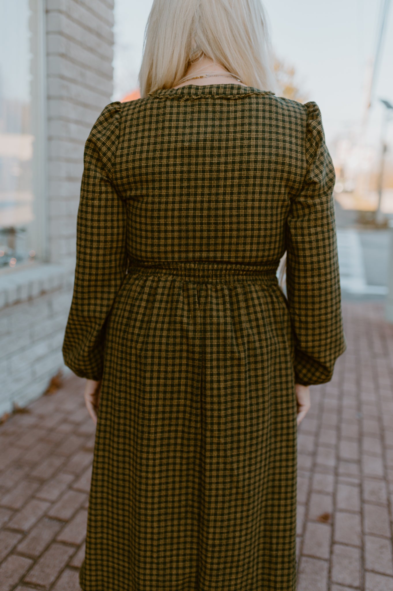 V-Neck Smocking Long Sleeve Plaid Midi Dress | Hunter Green