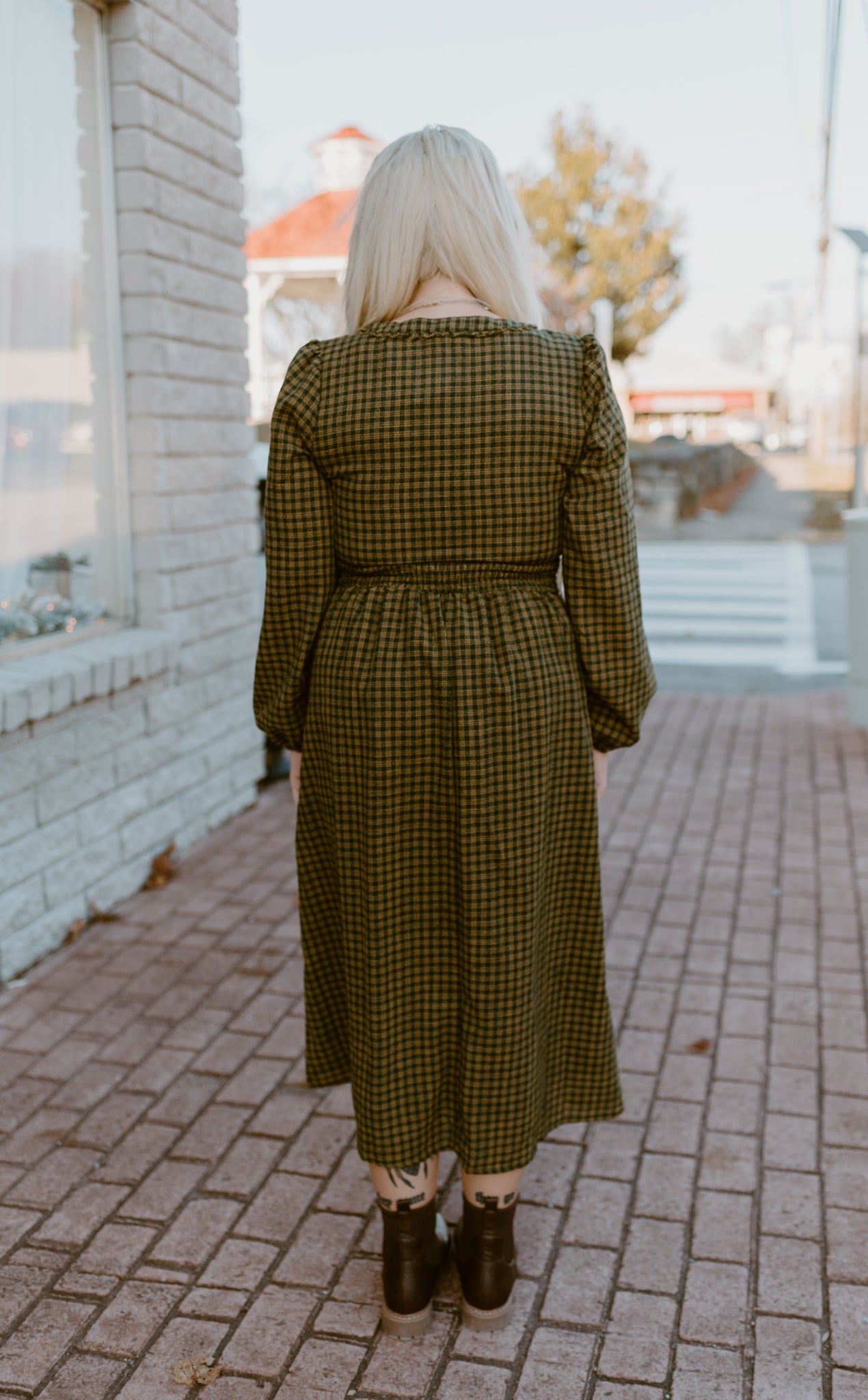 V-Neck Smocking Long Sleeve Plaid Midi Dress | Hunter Green