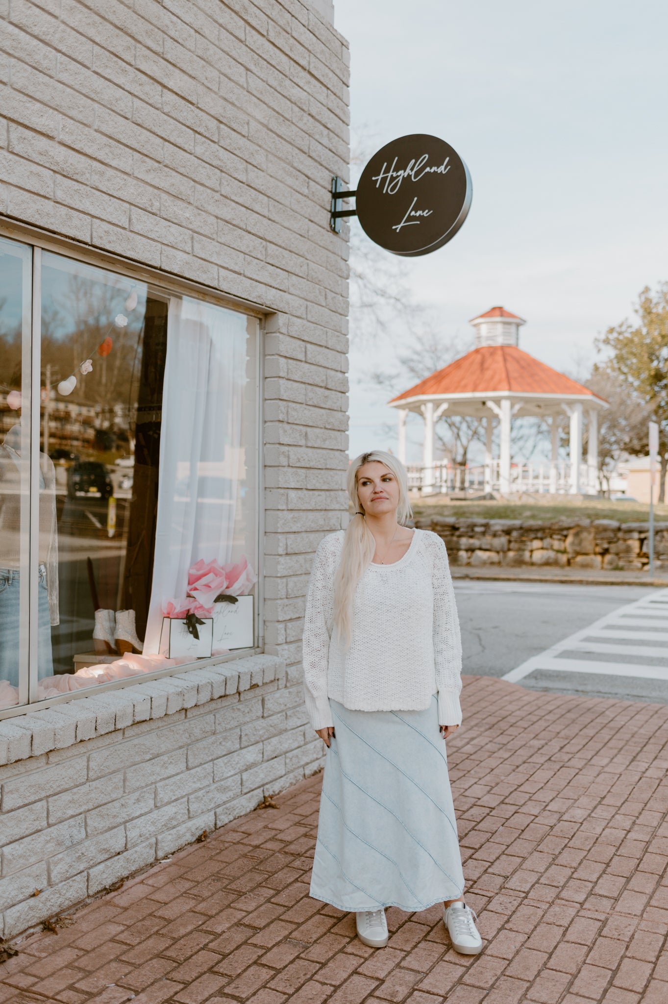 Cozy Cloud Sweater | White