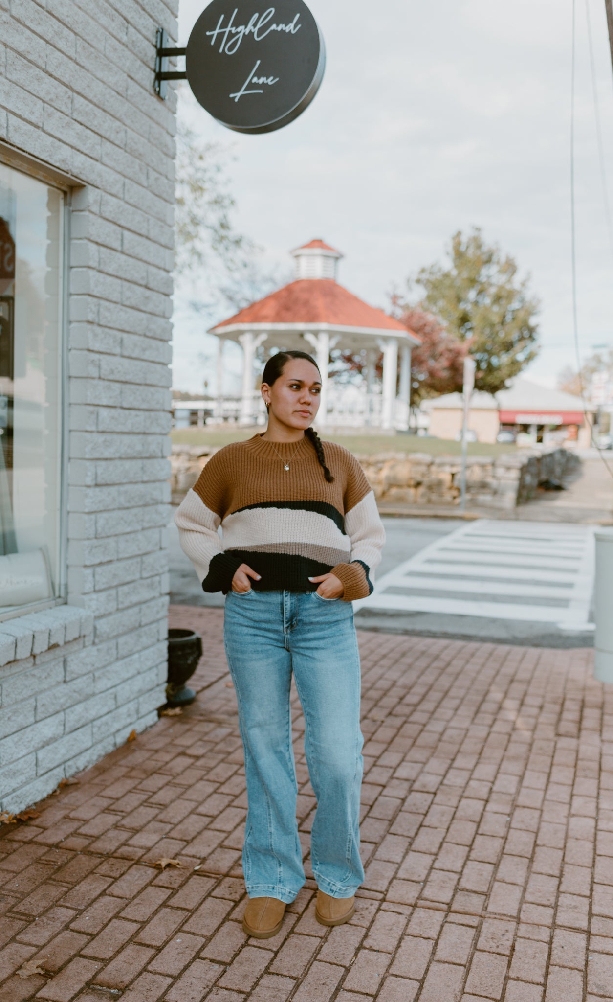 Maple Lane Colorblock Cropped Sweater