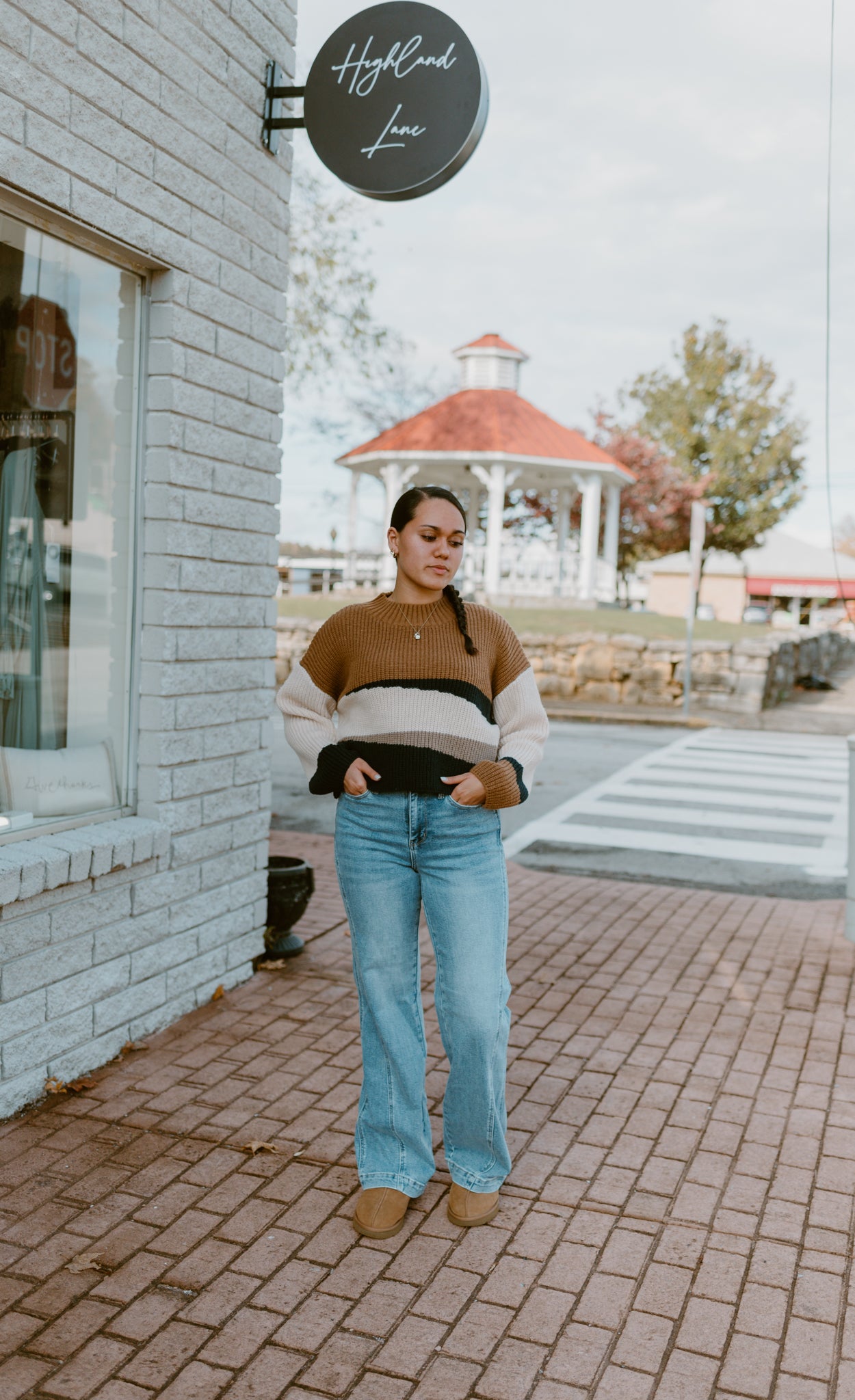 Maple Lane Colorblock Cropped Sweater