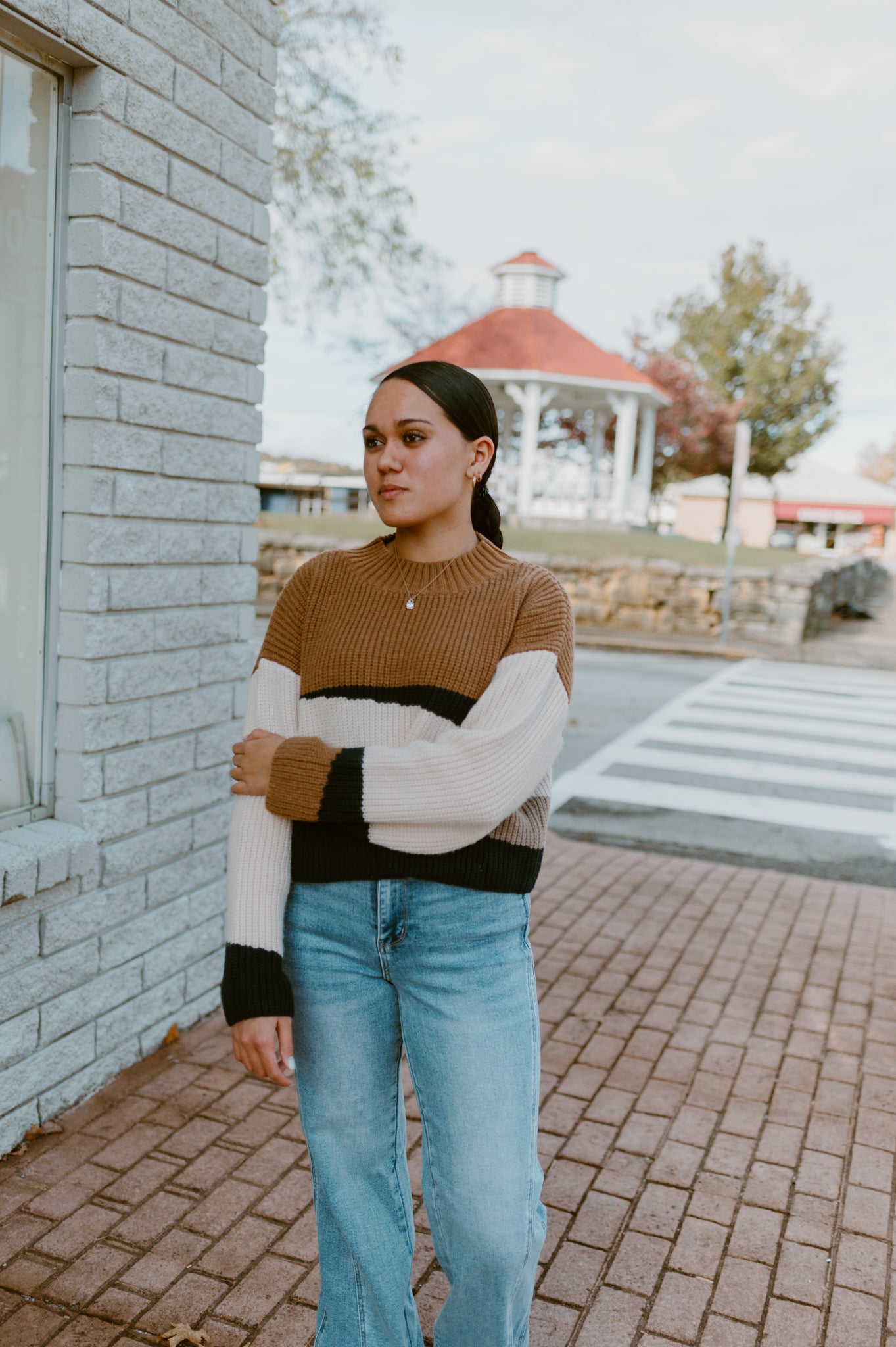 Maple Lane Colorblock Cropped Sweater