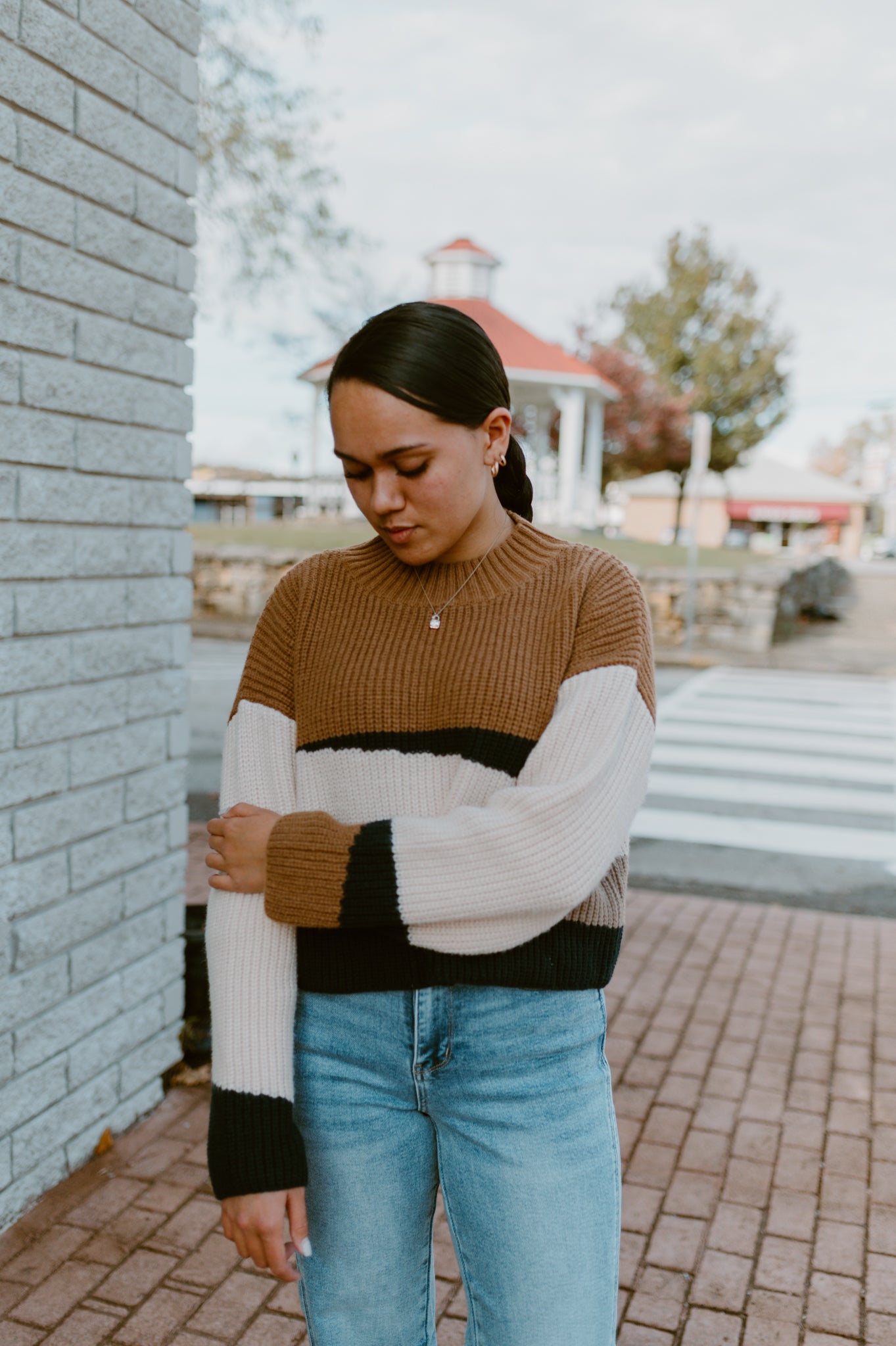 Maple Lane Colorblock Cropped Sweater