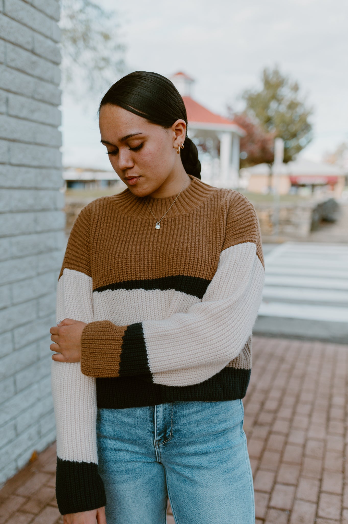 Maple Lane Colorblock Cropped Sweater