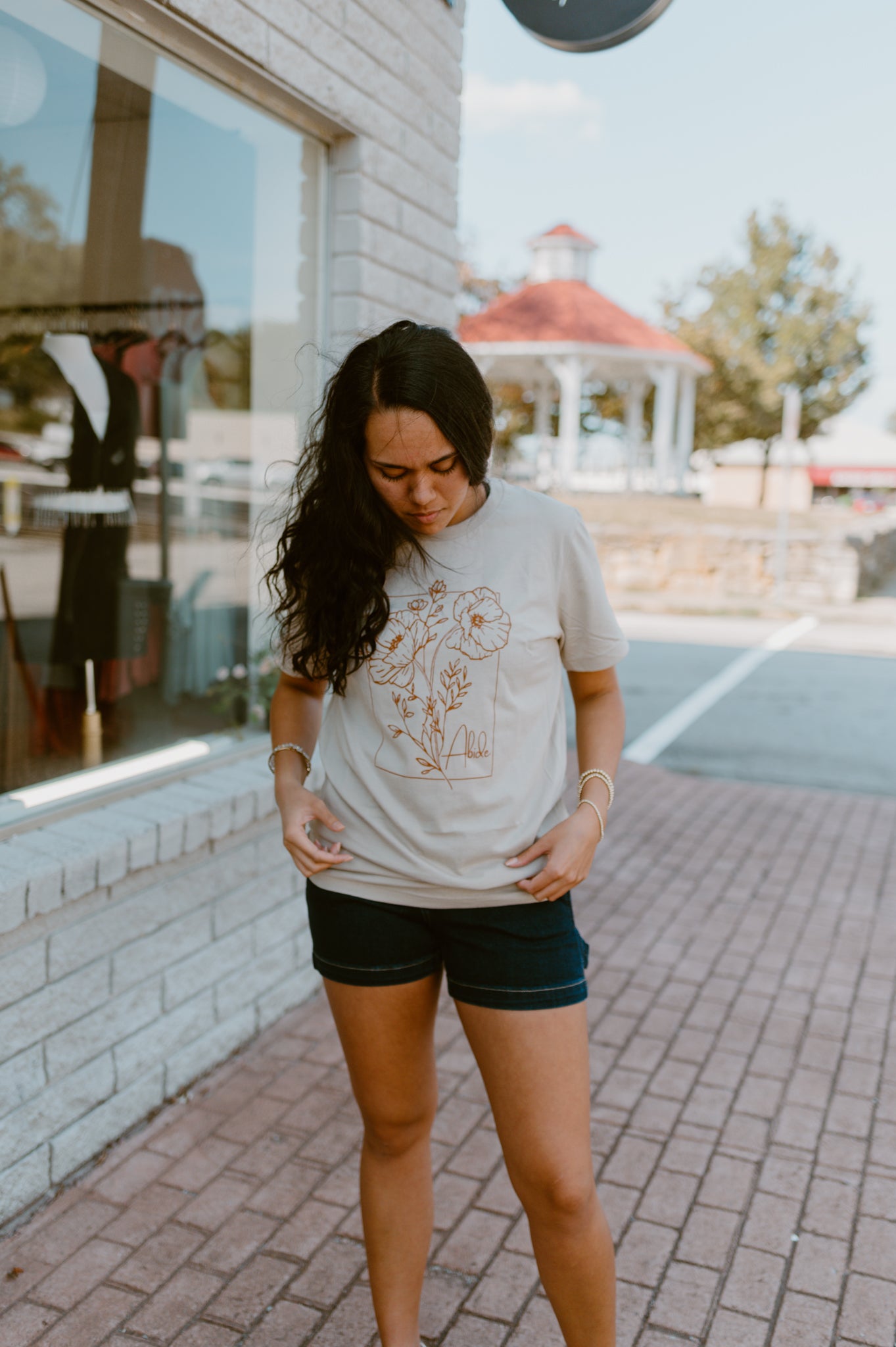Abide Graphic Tee