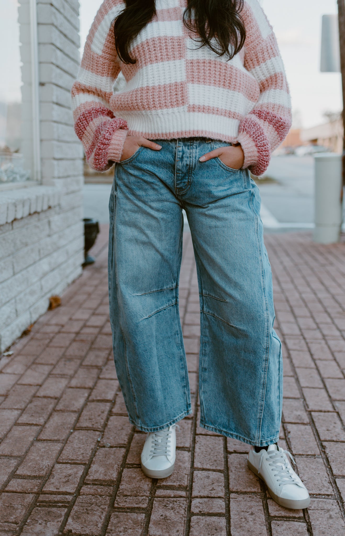 Eesome Barrel Mineral Washed Jeans