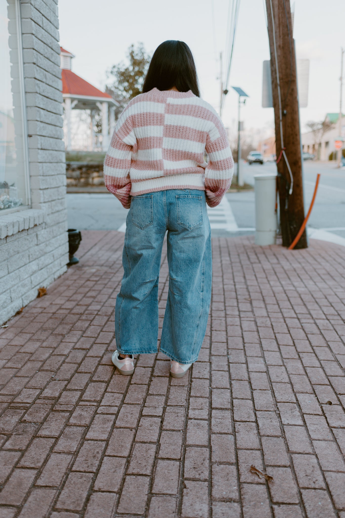 Eesome Barrel Mineral Washed Jeans