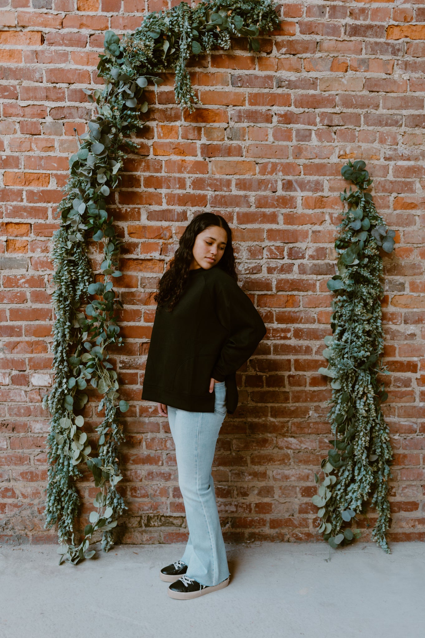 Easy Does it Pullover | Black