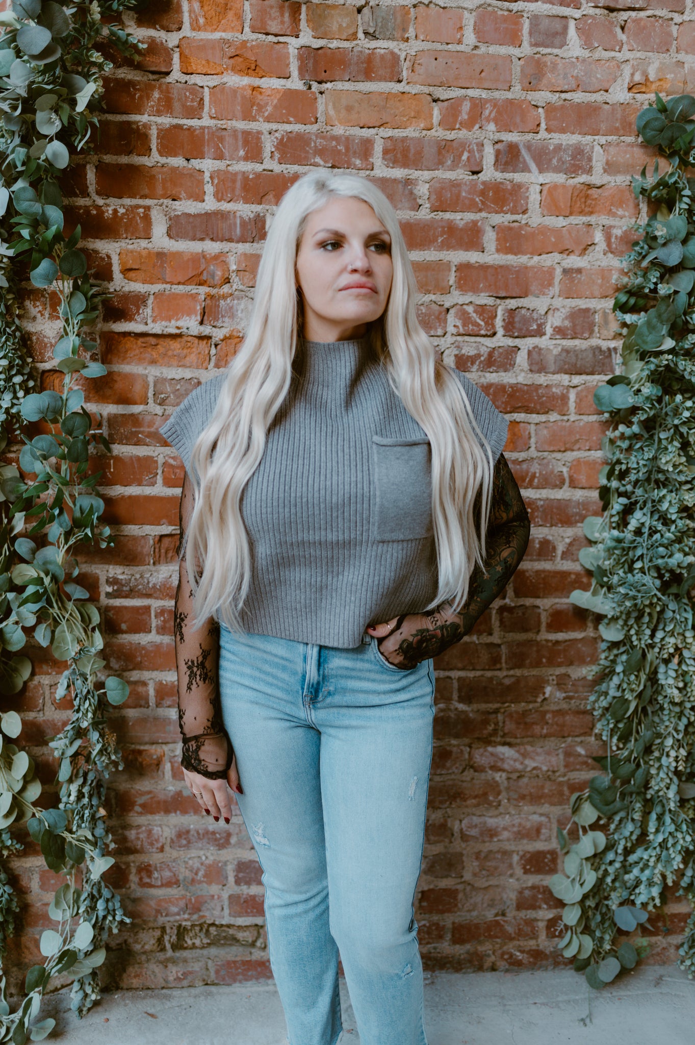Mock Neck Short Sleeve Cropped Sweater