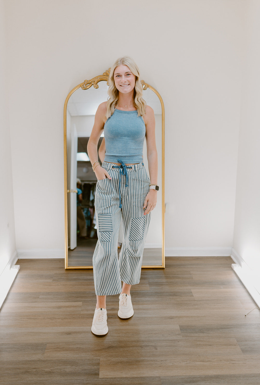 The Moxie Barrel Jean | Navy
