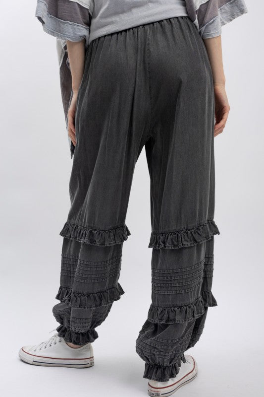 Shadowline Ruffle Jogger