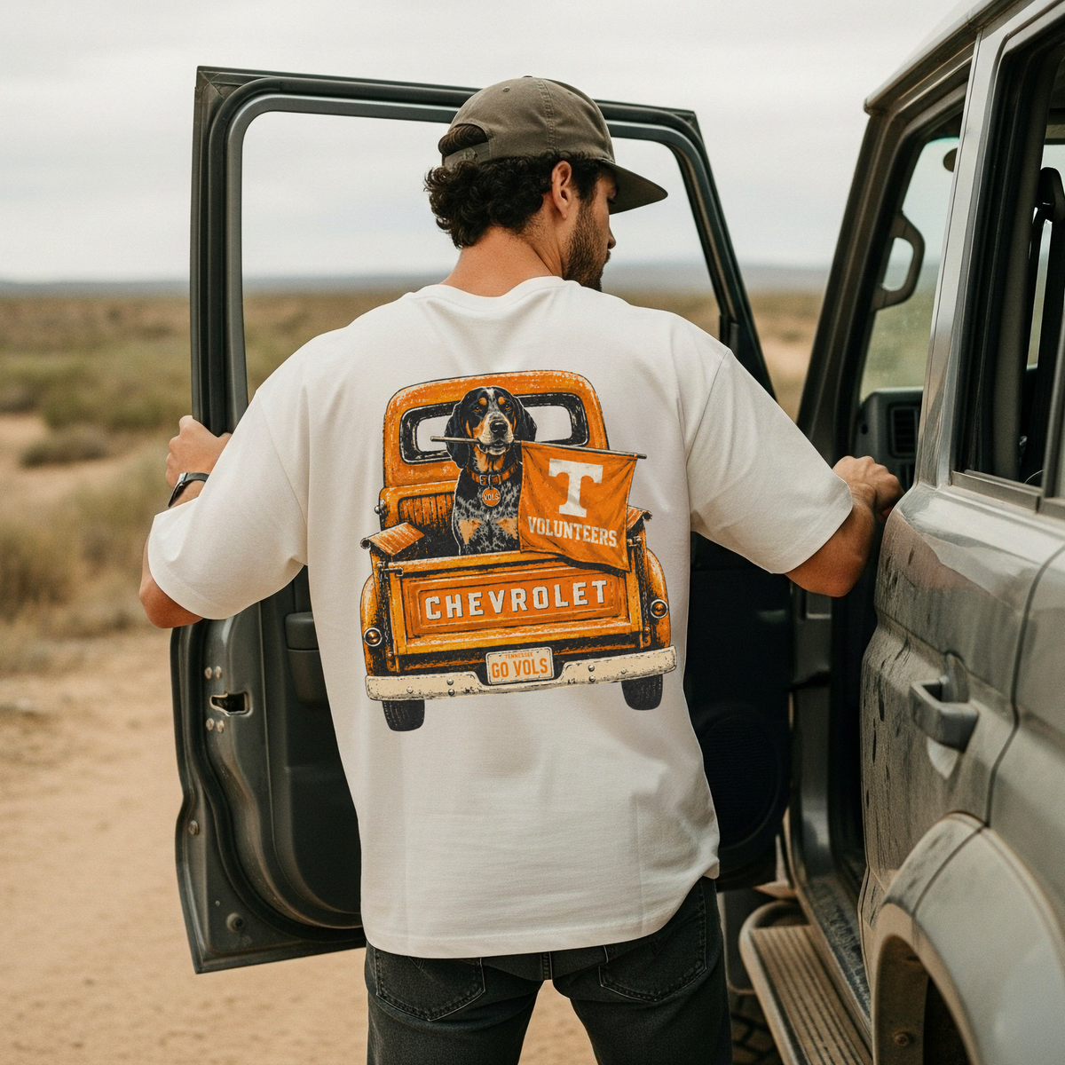 Volunteer Tailgate Truck Back Graphic Tee | Ivory