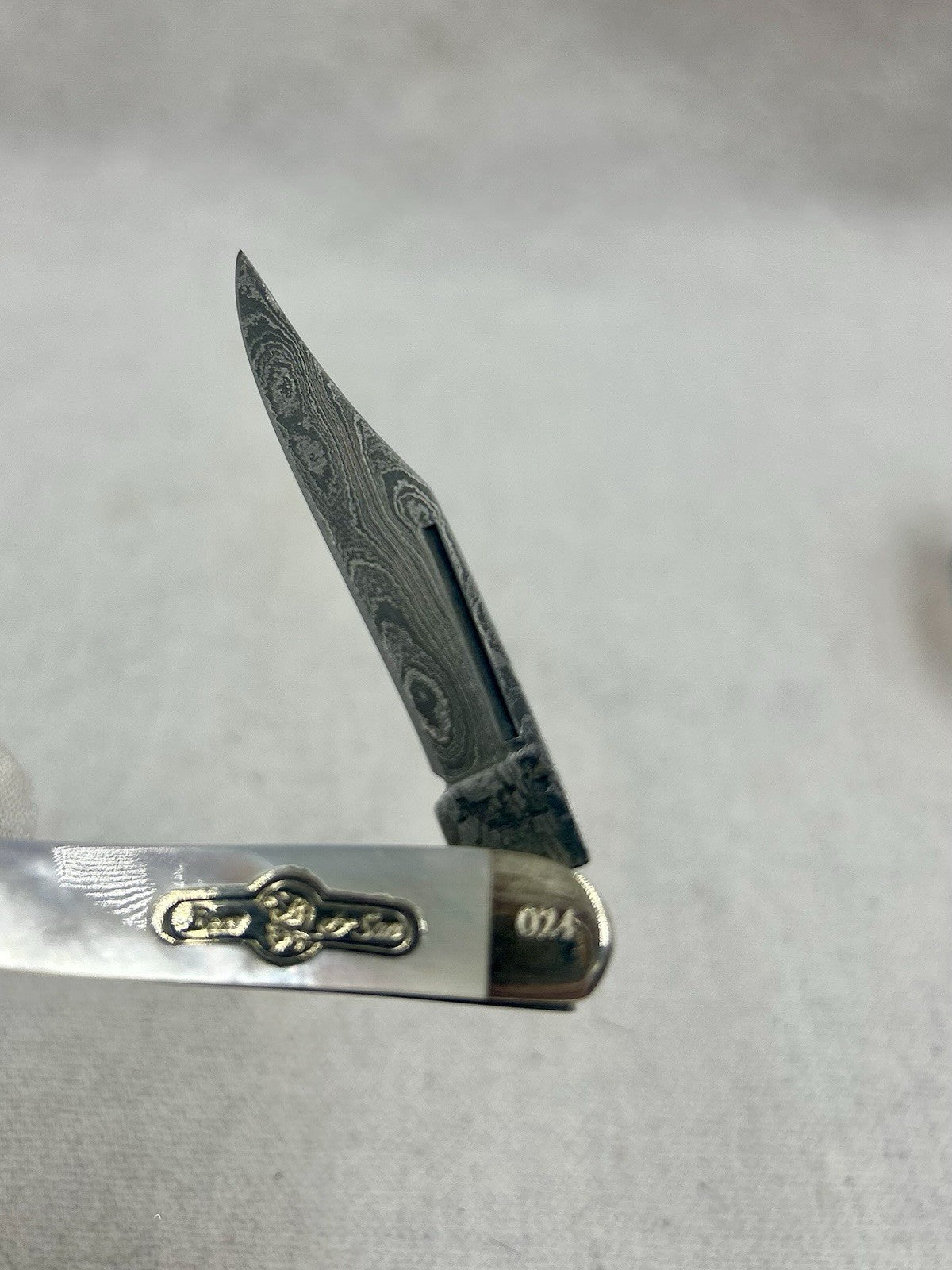 1 Of 50 Bear and Sons Damascus Sm Toothpick - Mother of Pearl SN024 - Signed Tin