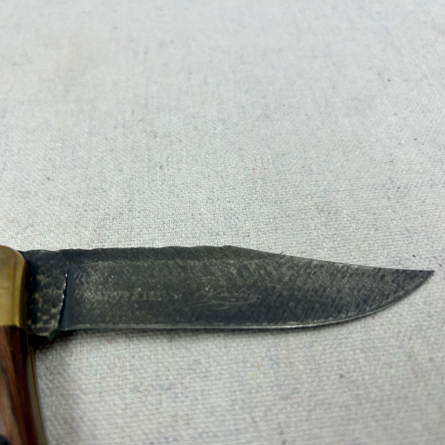 2008 Buck 110 USA David Yellowhorse “Wolf Valley” Native Steel Knife W/ Pouch