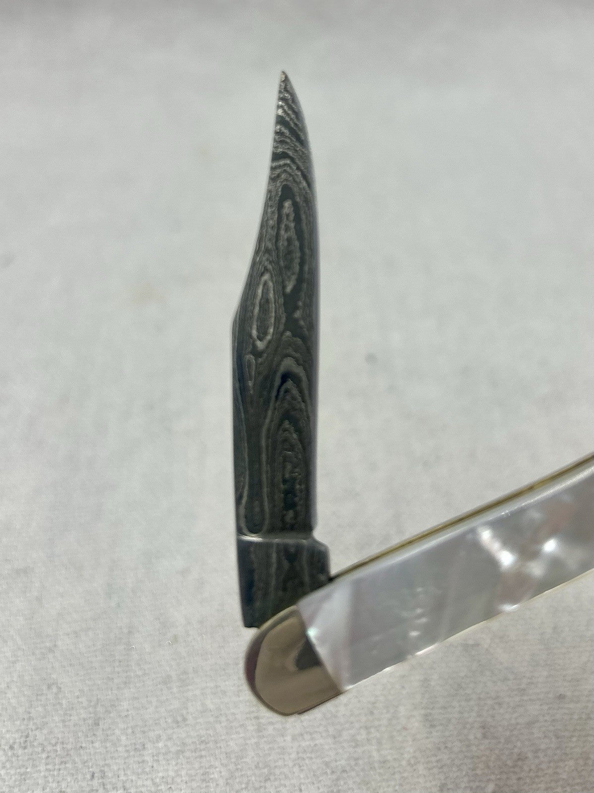 1 Of 50 Bear and Sons Damascus Sm Toothpick - Mother of Pearl SN024 - Signed Tin
