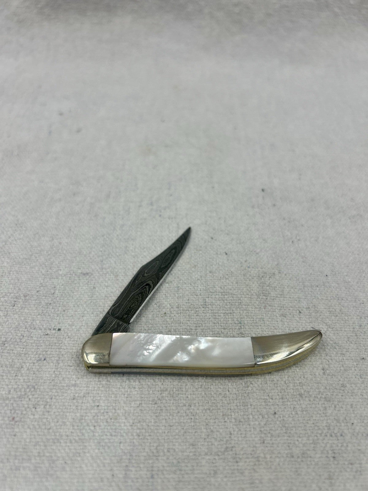 1 Of 50 Bear and Sons Damascus Sm Toothpick - Mother of Pearl SN024 - Signed Tin