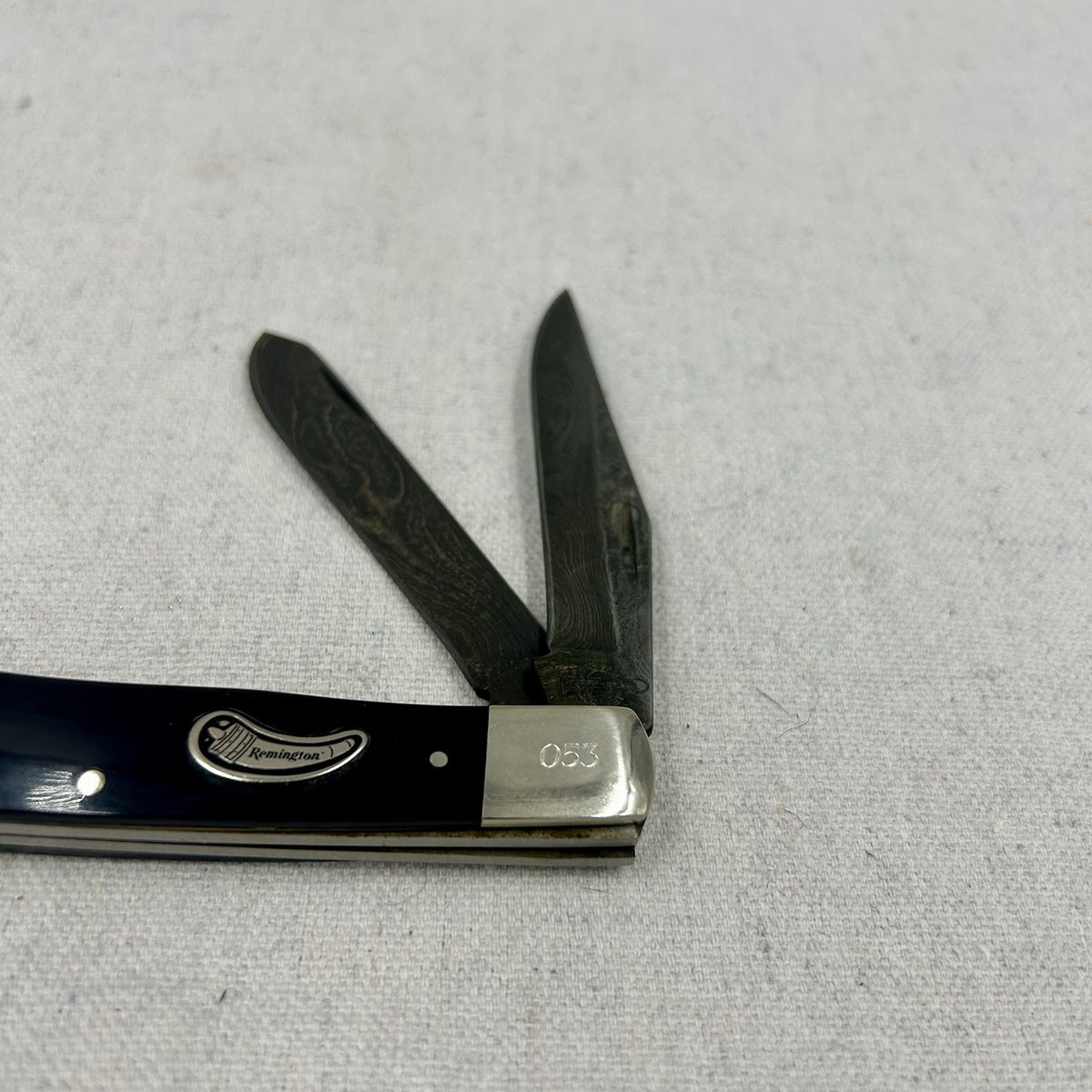 Remington USA Buffalo Horn Trapper - Damascus Blades - SN 53 - In Original Tin
