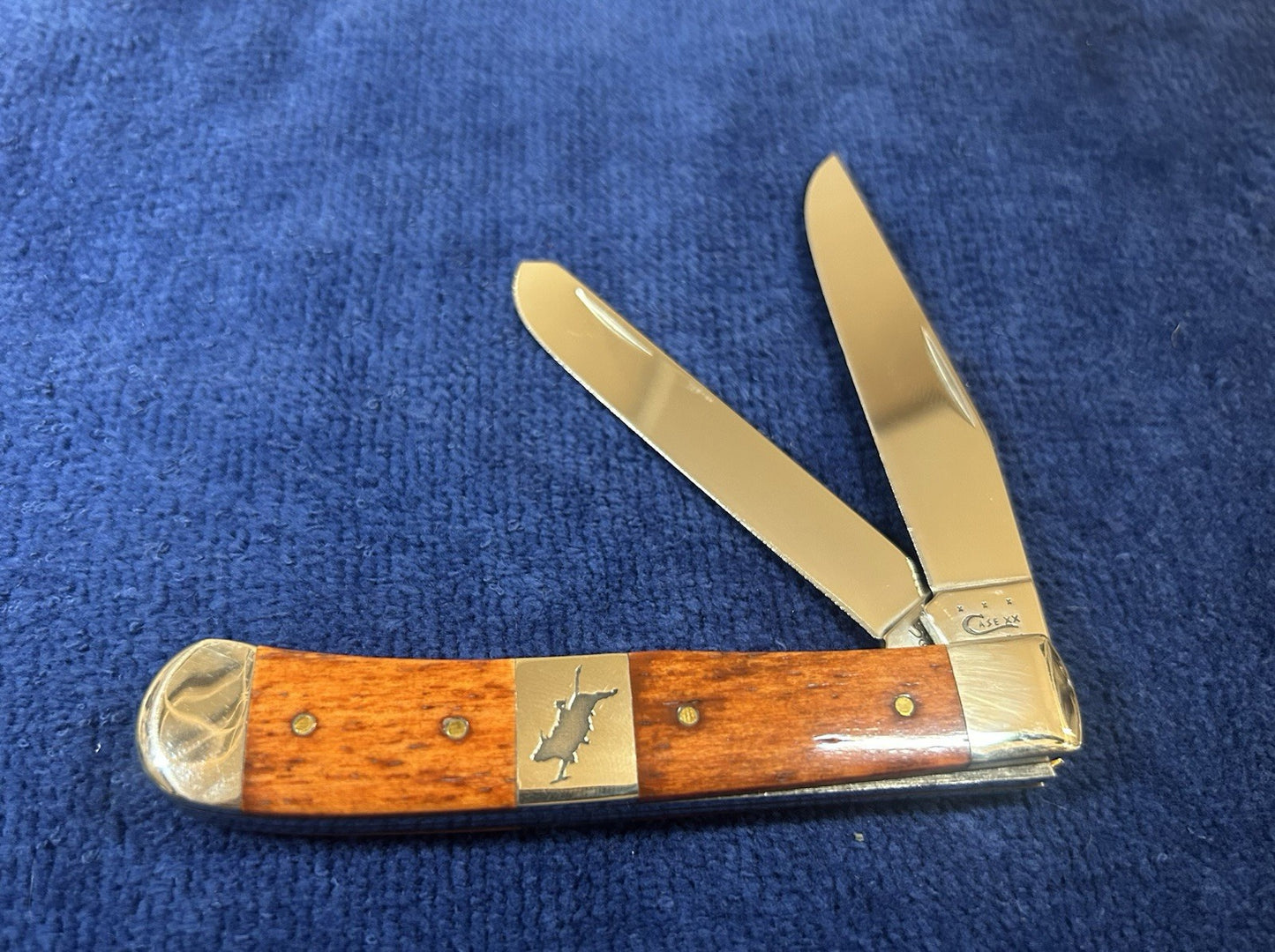 2012 CASE Shepherd Hills Trapper - Chestnut Bone Handle Bull Rider - 06477 - WOW