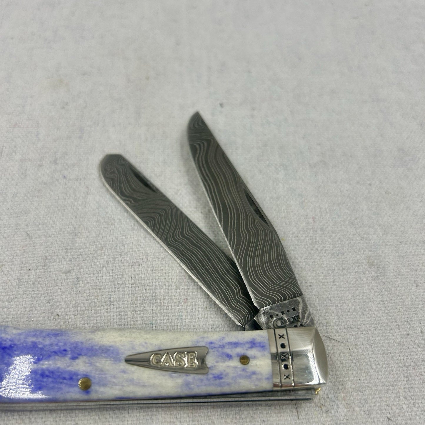 Case Trapper 2011 - Smooth Ultra Violet Bone Damascus - Orig Box - Very Rare 🔥