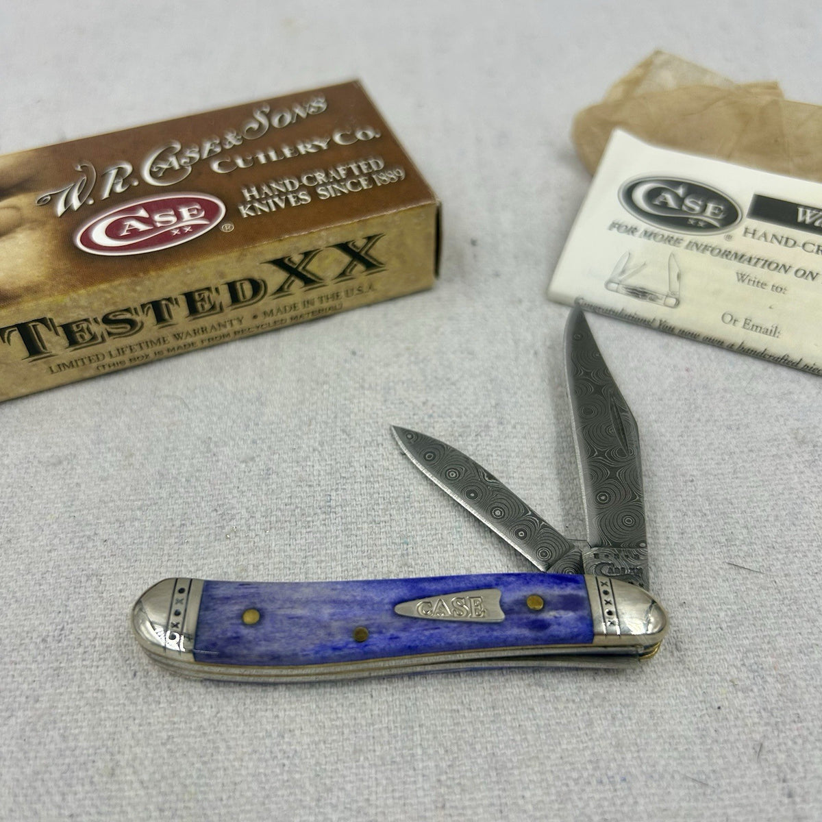 Case Peanut - 2011 - Smooth Ultra Violet Bone Damascus - Orig Box - Very Rare 🔥