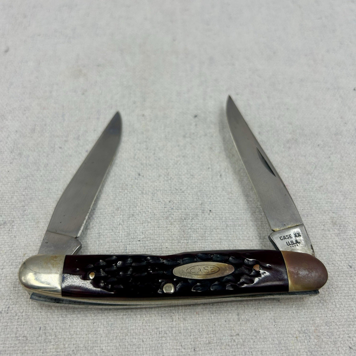 Case XX  1976 4Dot Muskrat Knife Red Bone Handles Vintage