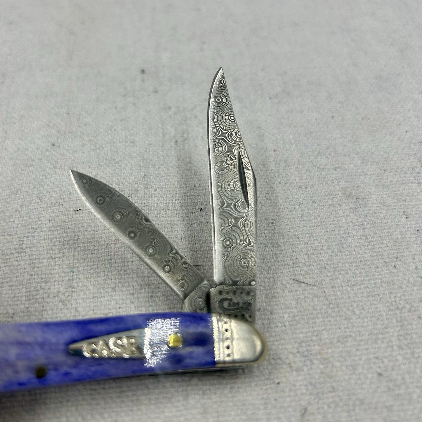 Case Peanut - 2011 - Smooth Ultra Violet Bone Damascus - Orig Box - Very Rare 🔥