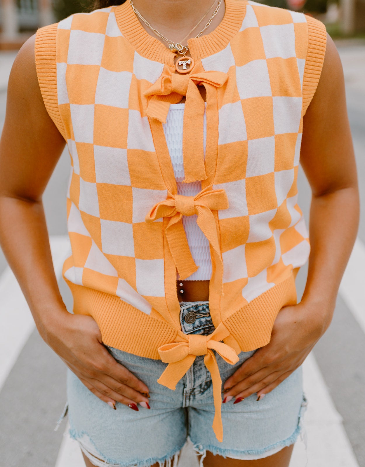 The Victory Bow Knit Vest | Tennessee Orange