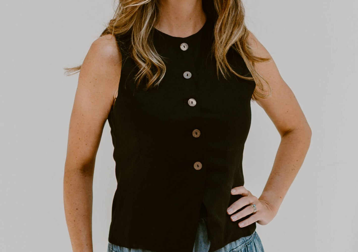 The Buttoned Up Linen Vest | Black
