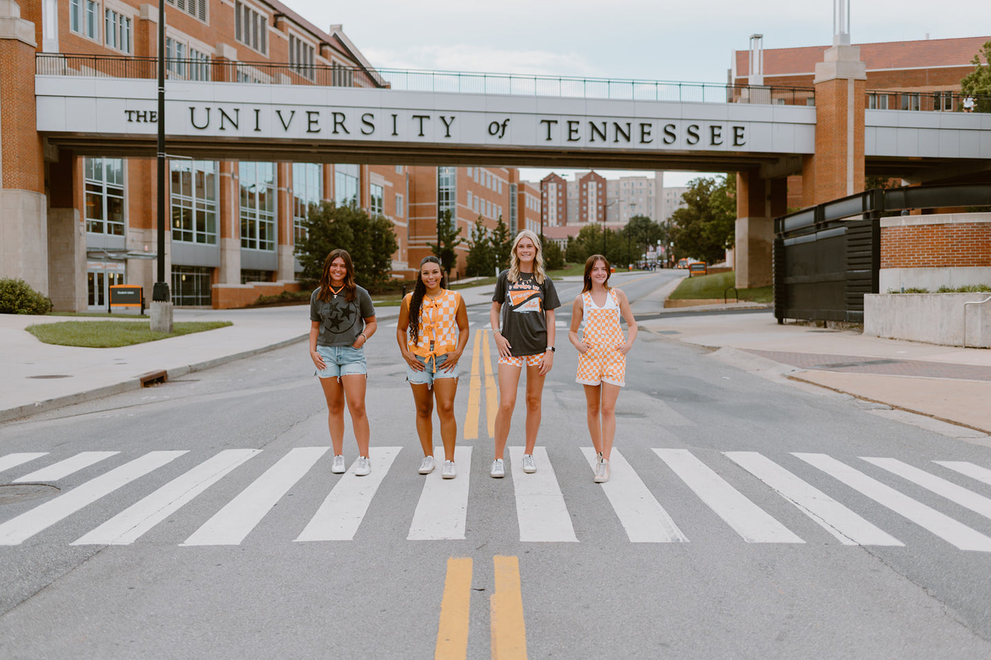 The Victory Bow Knit Vest | Tennessee Orange