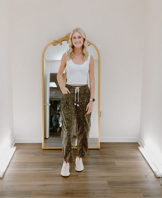 The Ditsy Daydream Pant | Olive