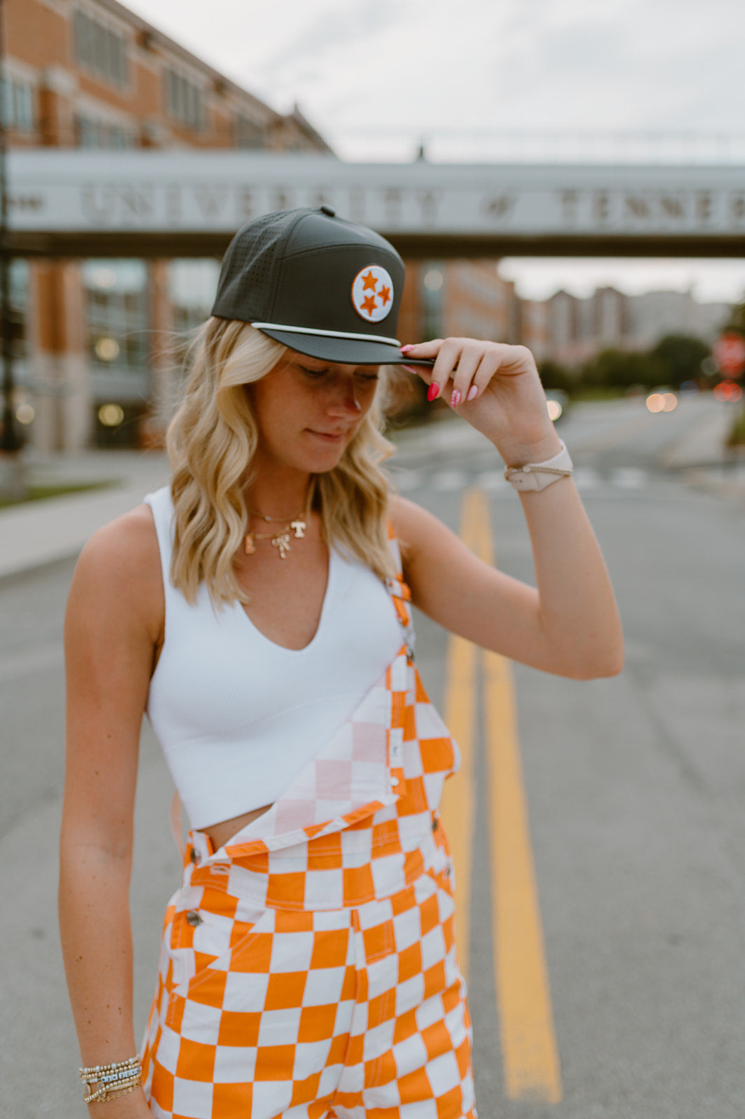 Tri-Star Snapback Hat | Grey