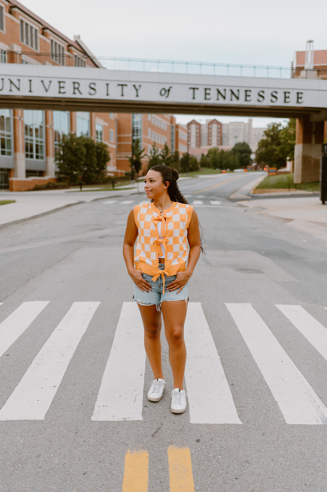 The Victory Bow Knit Vest | Tennessee Orange