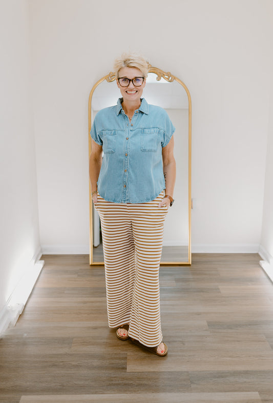 The Sutton Short Sleeve Button Up | Chambray
