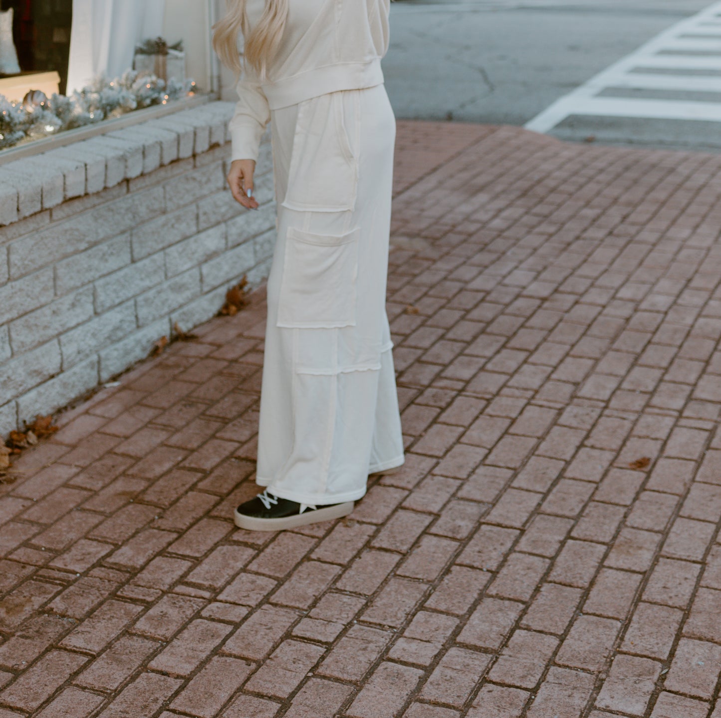 Laid Back Cargo Pants | Cream