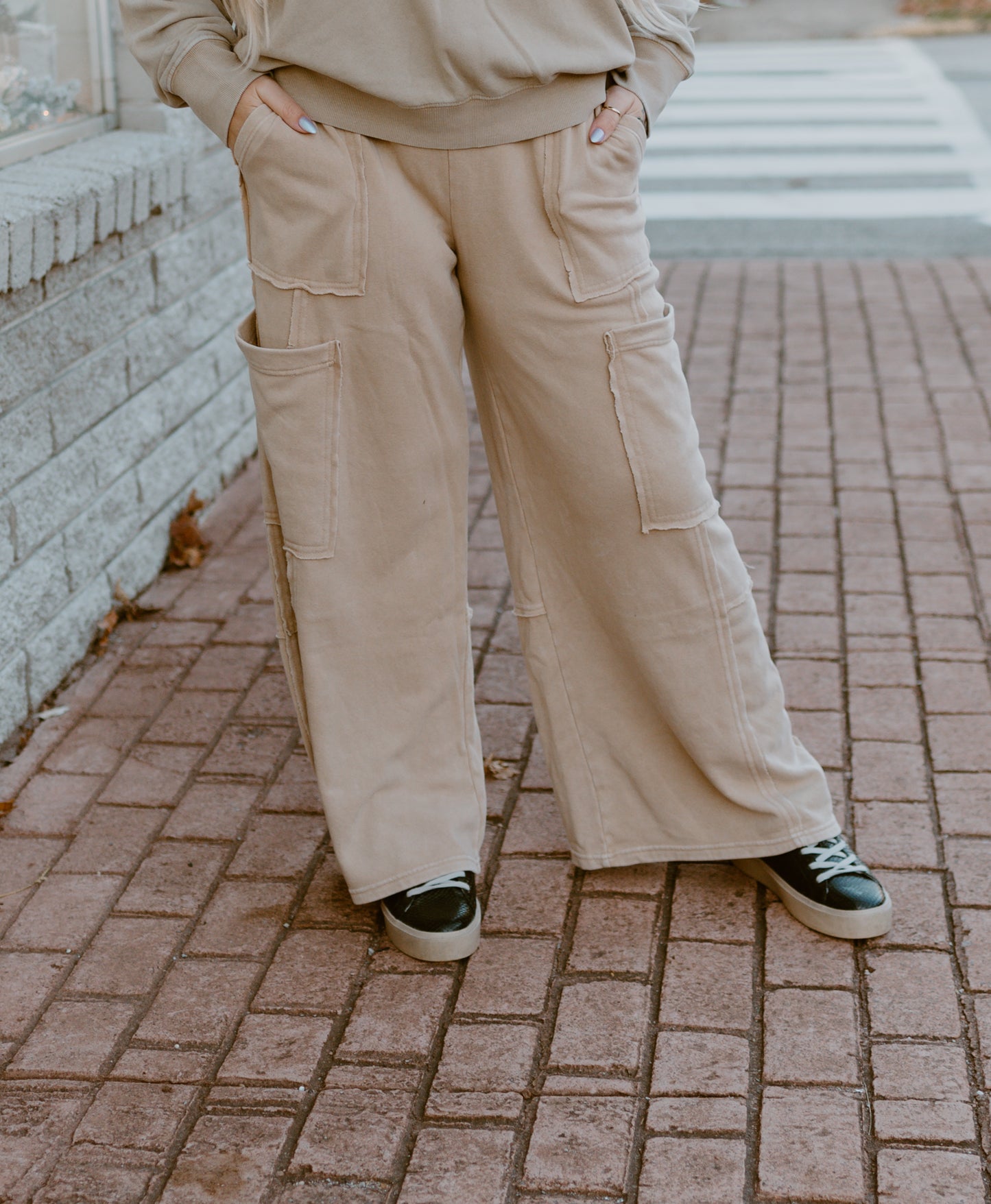 Laid Back Cargo Pants | Beige