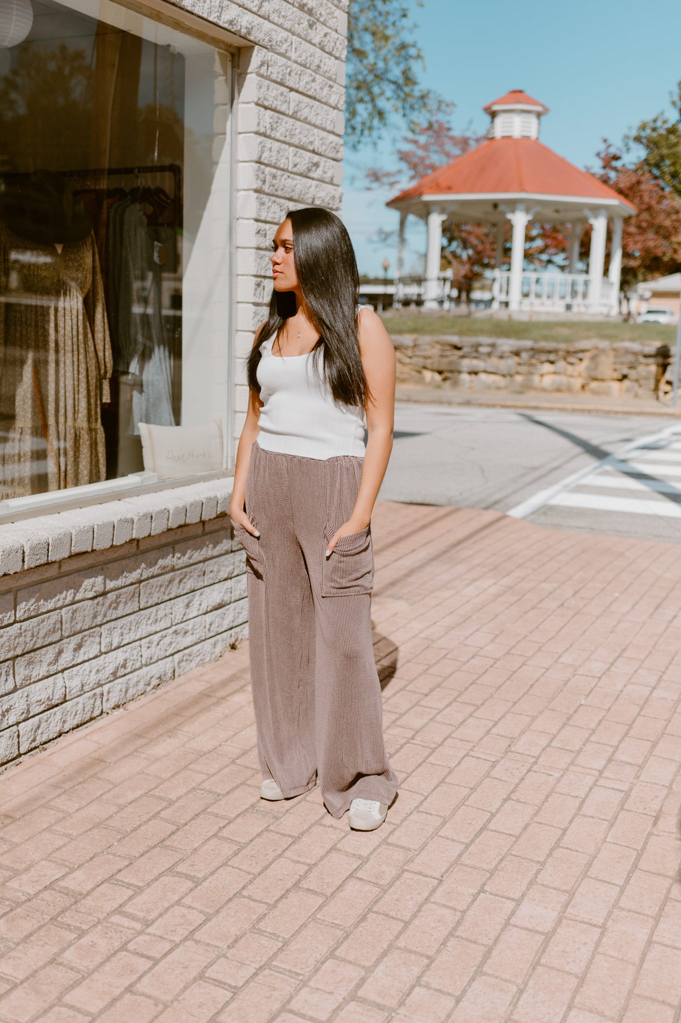 Textured Waffle Knit Cargo Lounge Pants| Peppercorn