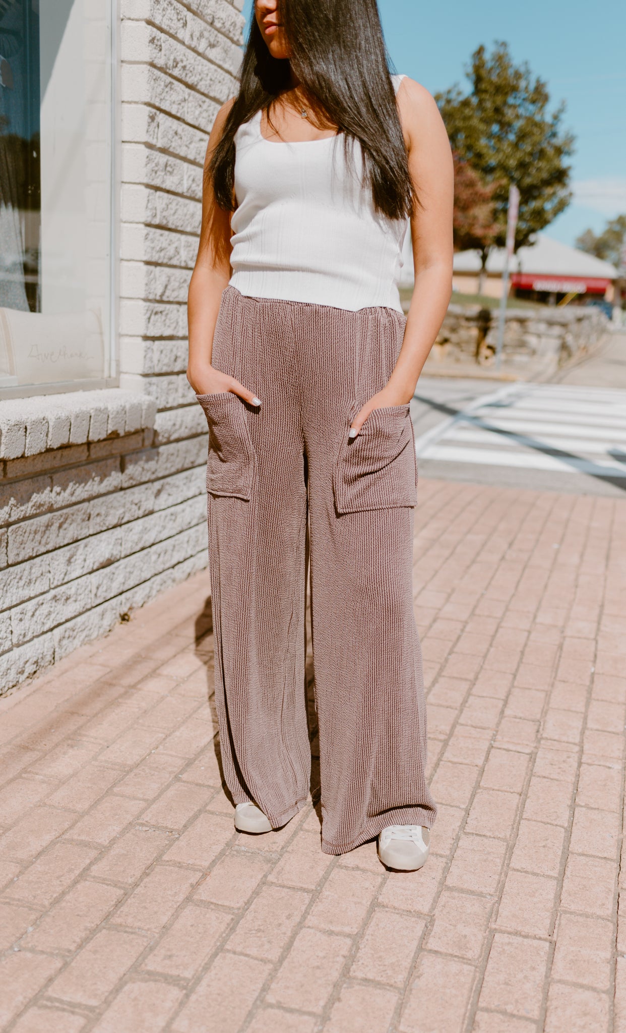 Textured Waffle Knit Cargo Lounge Pants| Peppercorn