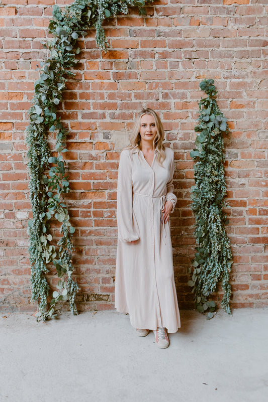 Pretty Pleated Maxi Dress | Champagne