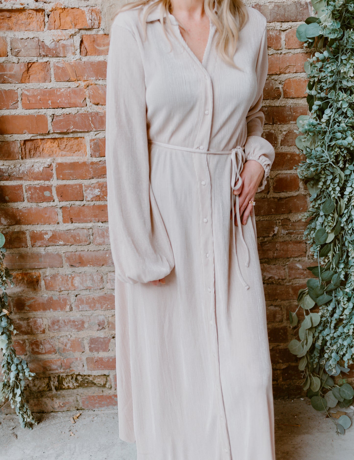 Pretty Pleated Maxi Dress | Champagne