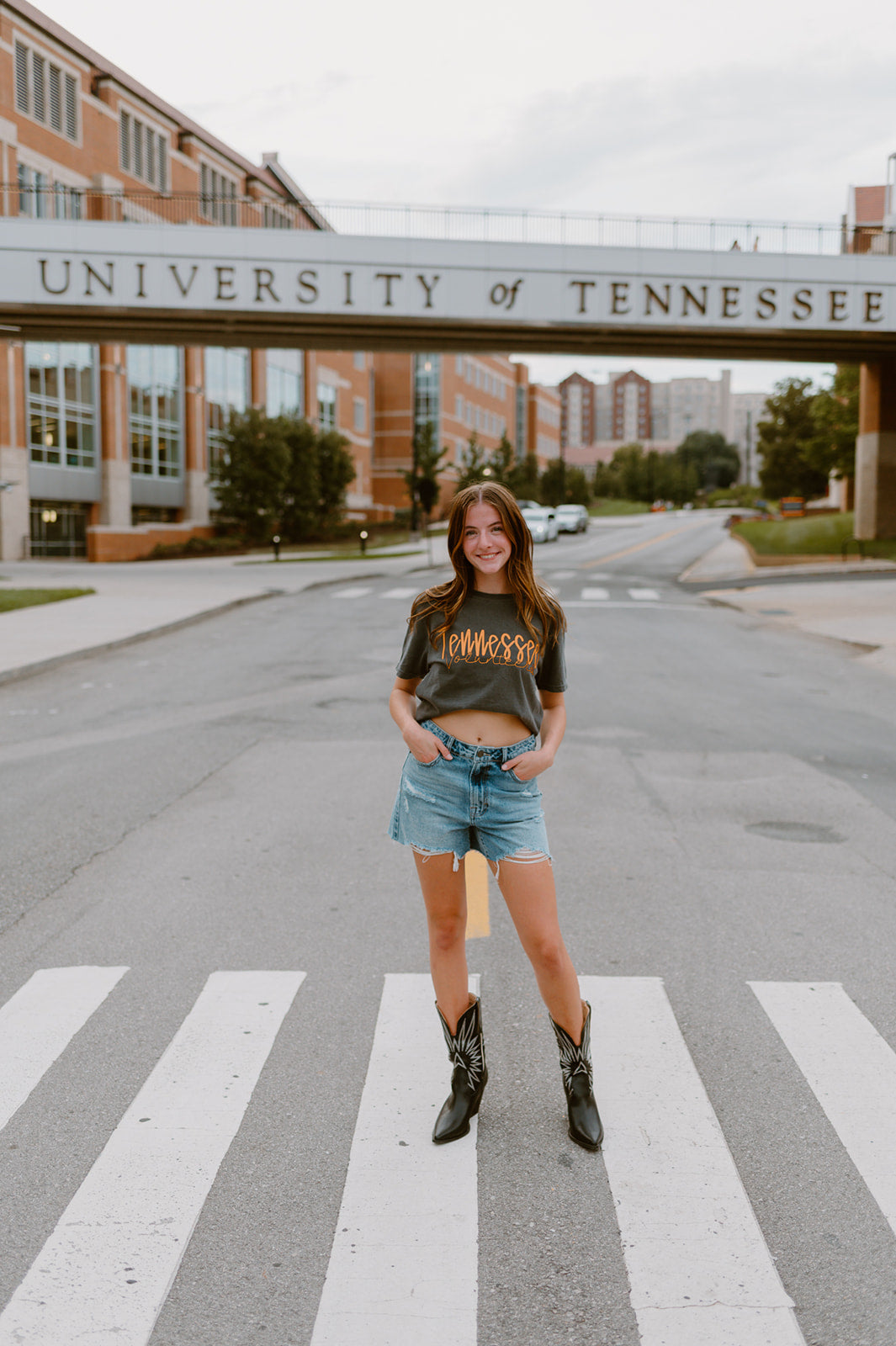 Retro Tennessee Script SS Tee | Charcoal