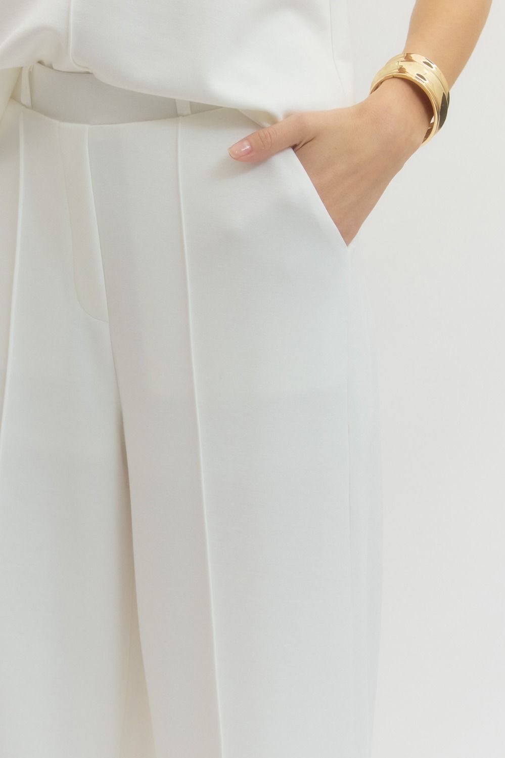 The First Class Wide Leg Pant | White