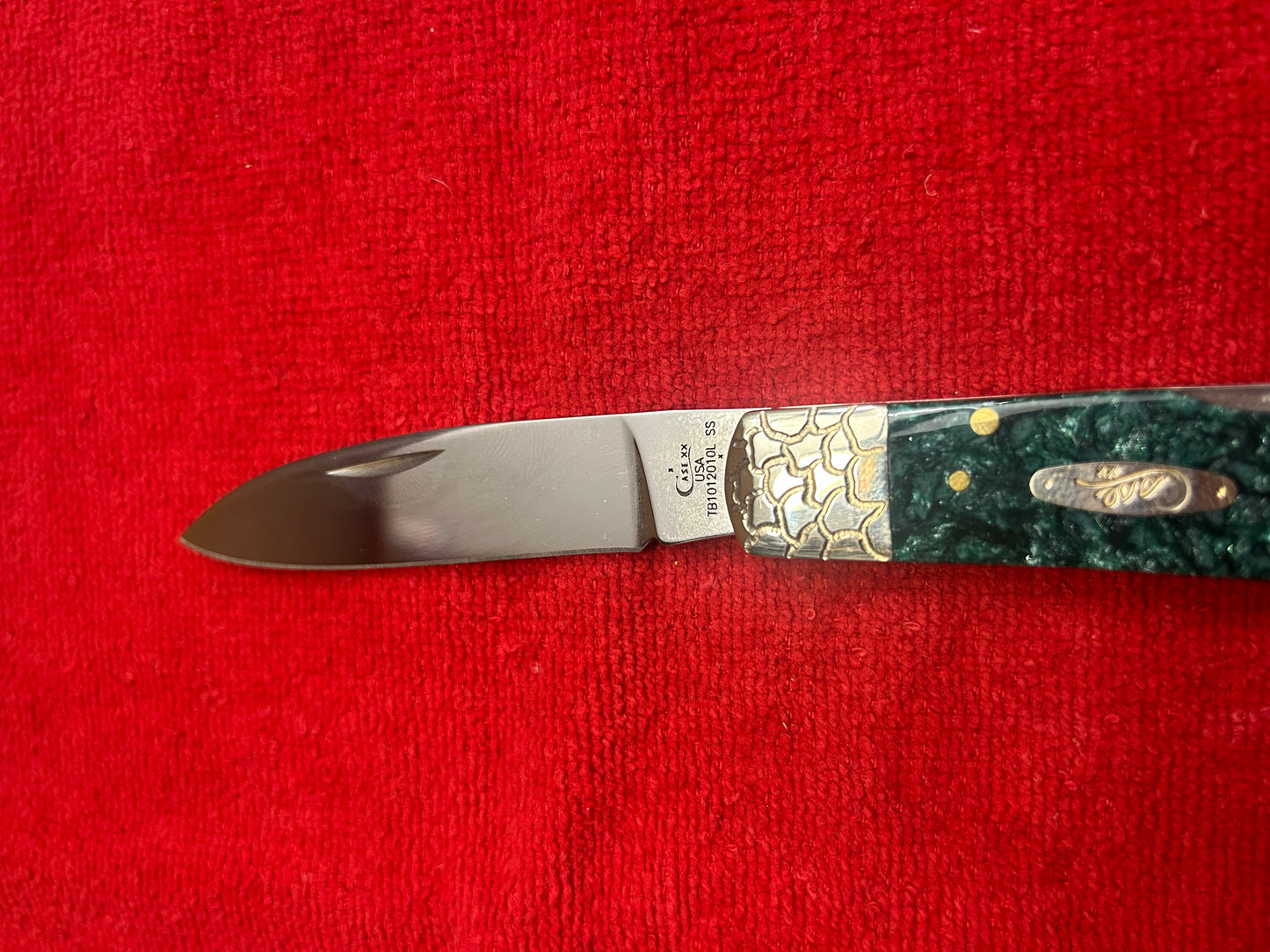 2017 CASE Tribal Lock - Tony Bose - Green Sparkle Kirinite Handle - TB101201